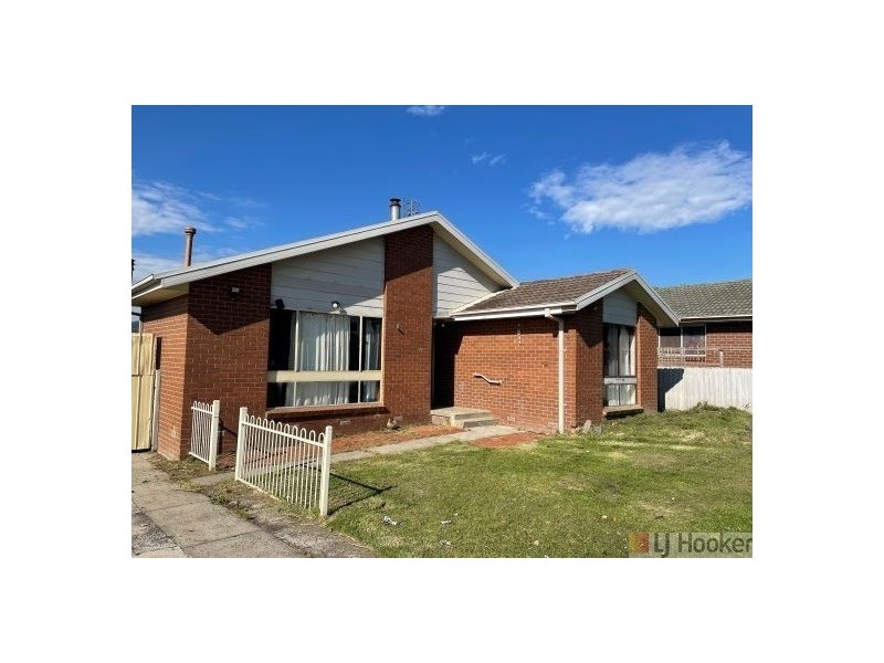 36 Churinga Drive, Churchill VIC 3842