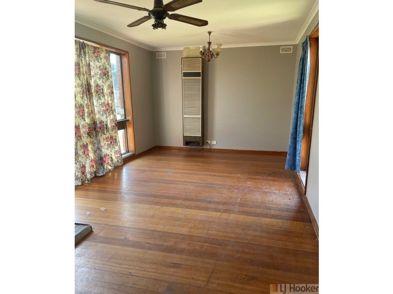 36 Churinga Drive, Churchill VIC 3842