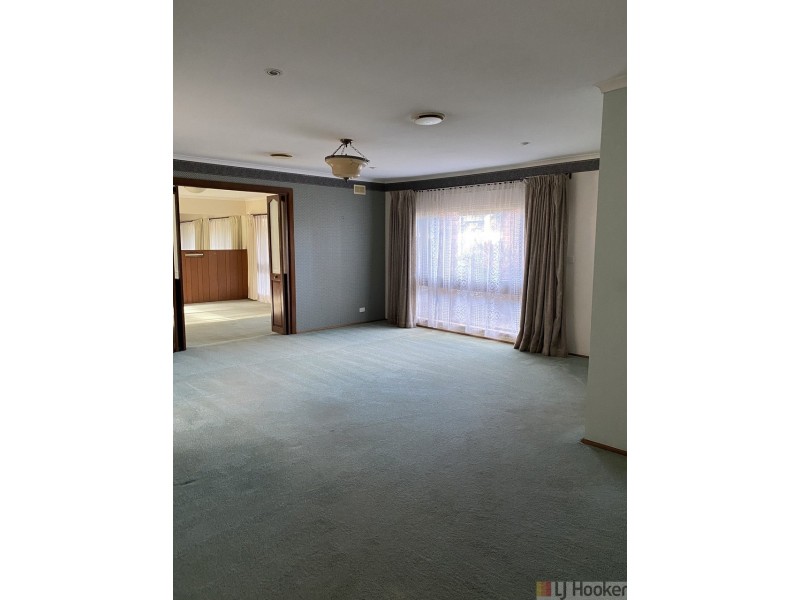 28 Parkwood Way, Traralgon VIC 3844