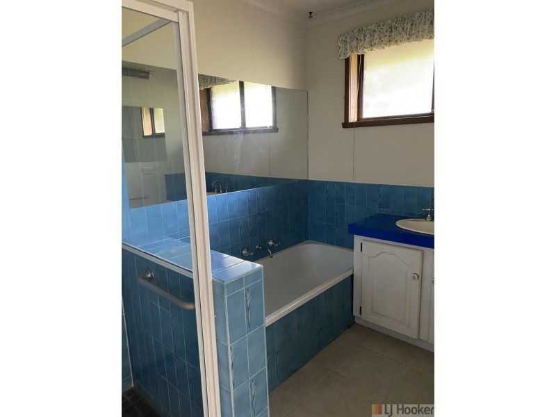 28 Parkwood Way, Traralgon VIC 3844