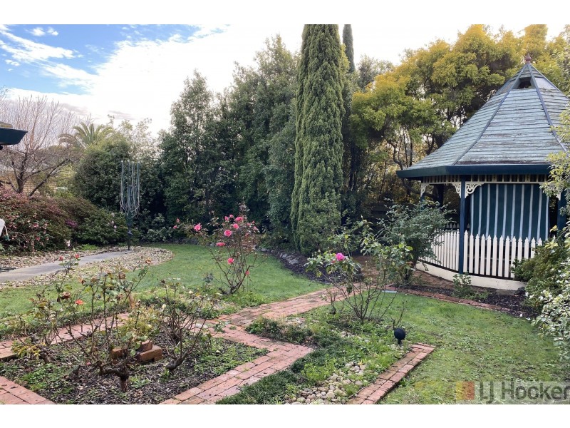 28 Parkwood Way, Traralgon VIC 3844