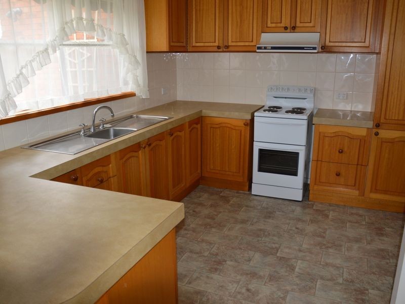 1/29 Roger Street, Morwell VIC 3840