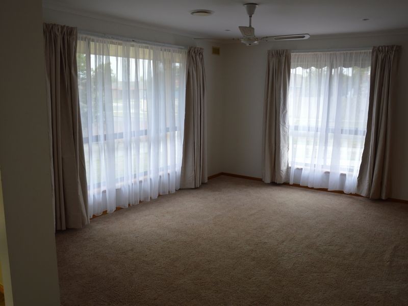 1/29 Roger Street, Morwell VIC 3840