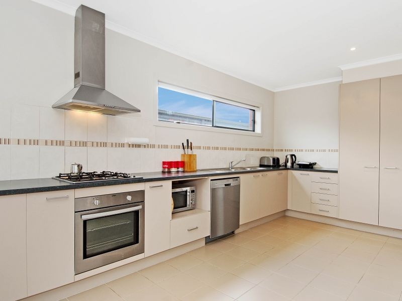 6/39 Astley Crescent, Point Cook VIC 3030