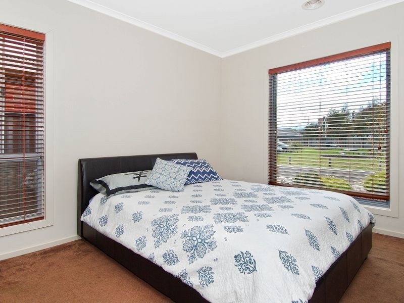 6/39 Astley Crescent, Point Cook VIC 3030