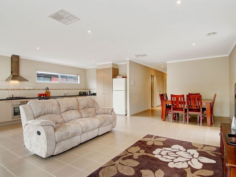 6/39 Astley Crescent, Point Cook VIC 3030