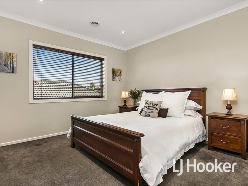 82 Yuruga Boulevard, Point Cook VIC 3030