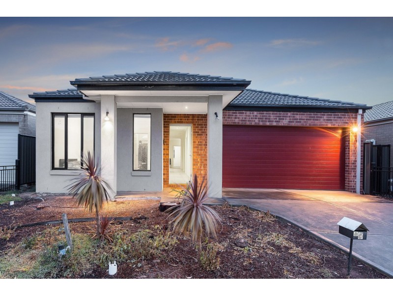 5 Beaurepaire Drive, Point Cook VIC 3030