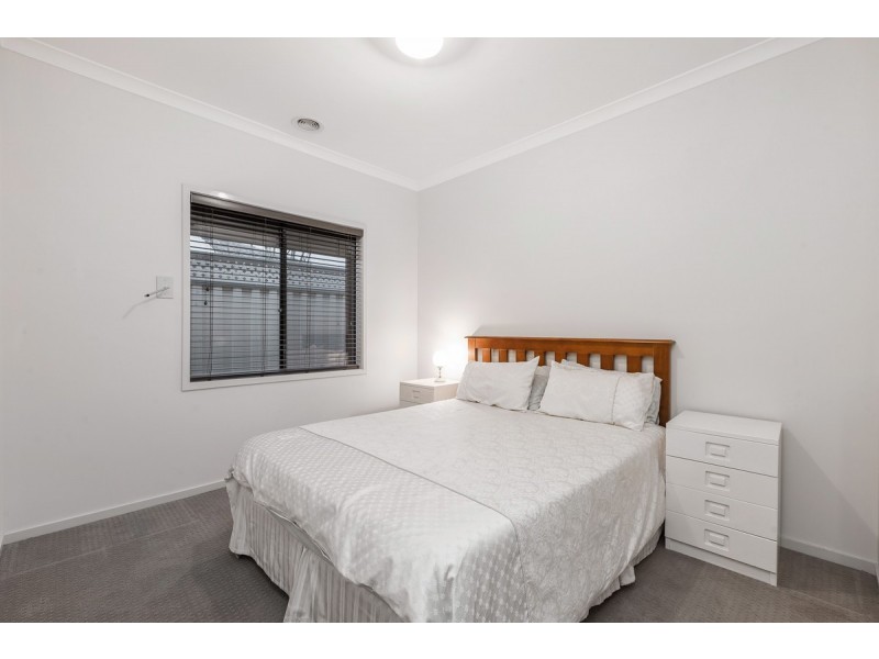 2 Halifax Court, Point Cook VIC 3030