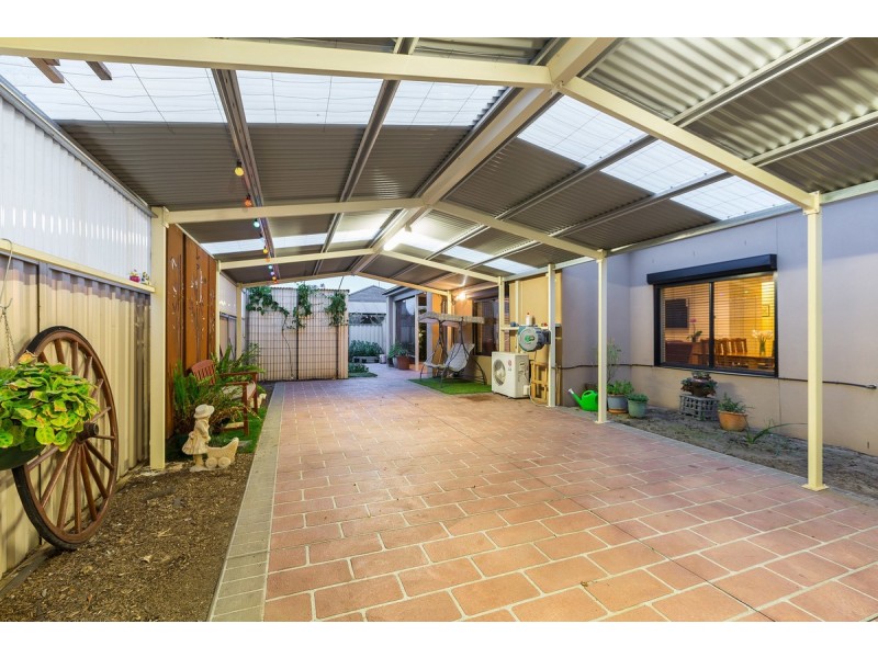 2 Halifax Court, Point Cook VIC 3030