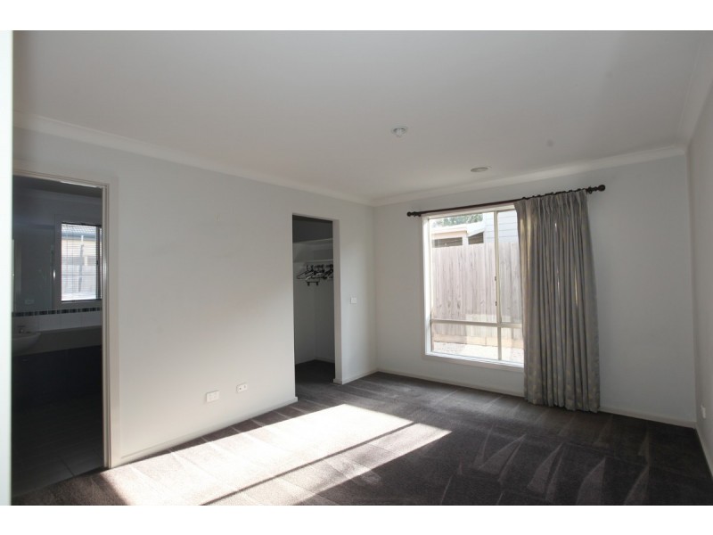 26 Neptune Drive, Point Cook VIC 3030