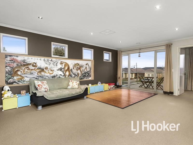 16 West Cornhill Way, Point Cook VIC 3030