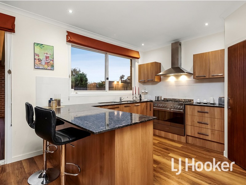 22 Fairbridge Road, Point Cook VIC 3030