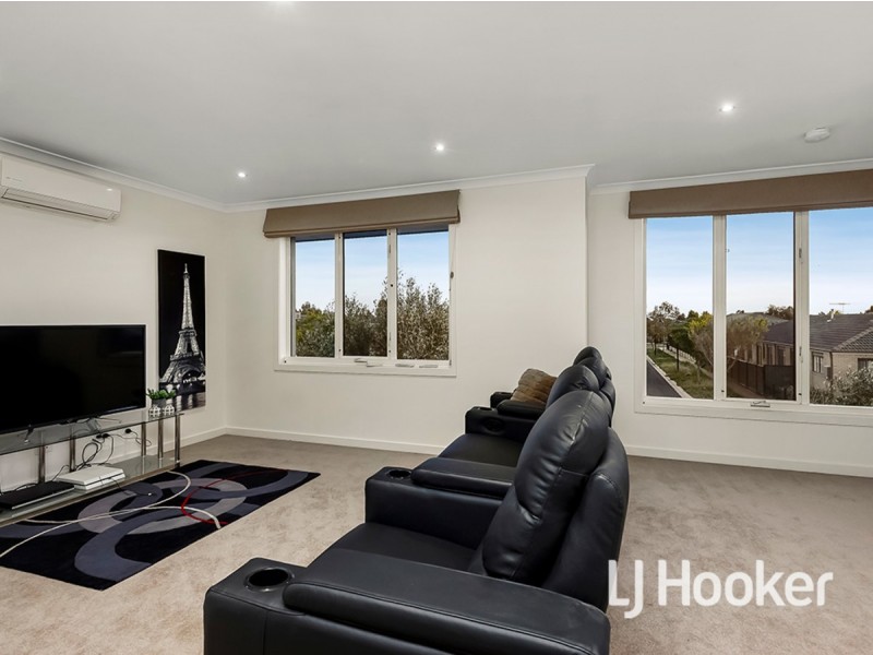 22 Fairbridge Road, Point Cook VIC 3030