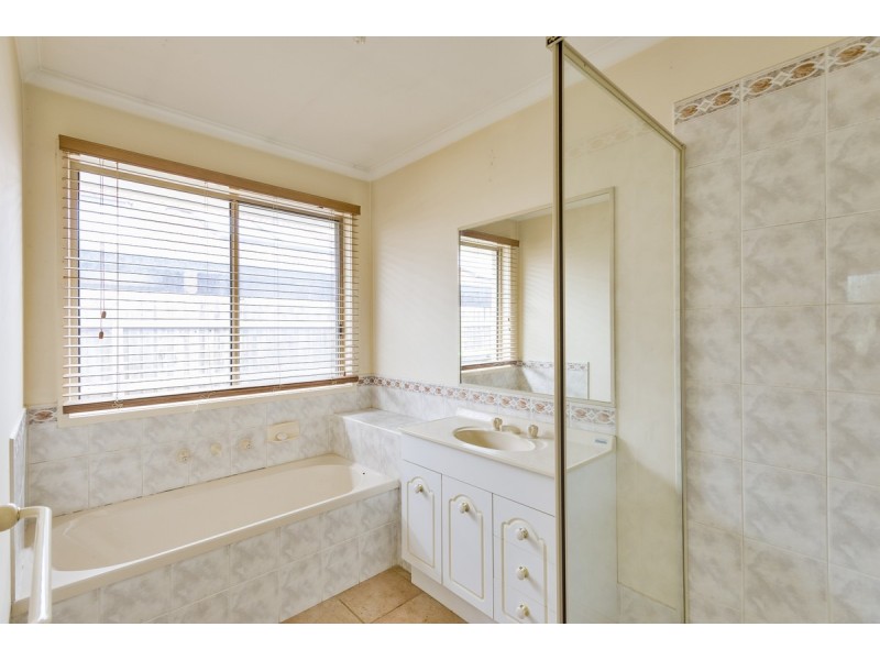 21 Driftwood Close, Seabrook VIC 3028