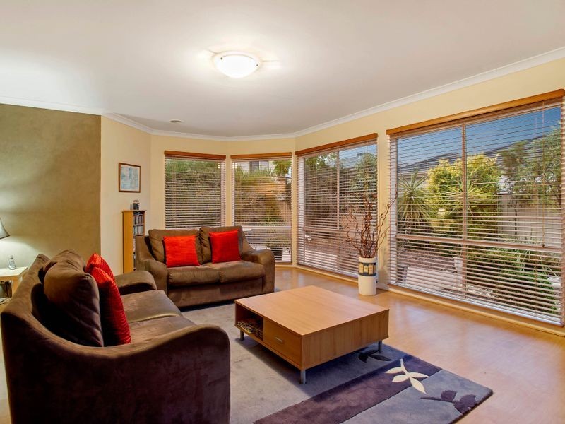 2 Kelso Way, Point Cook VIC 3030