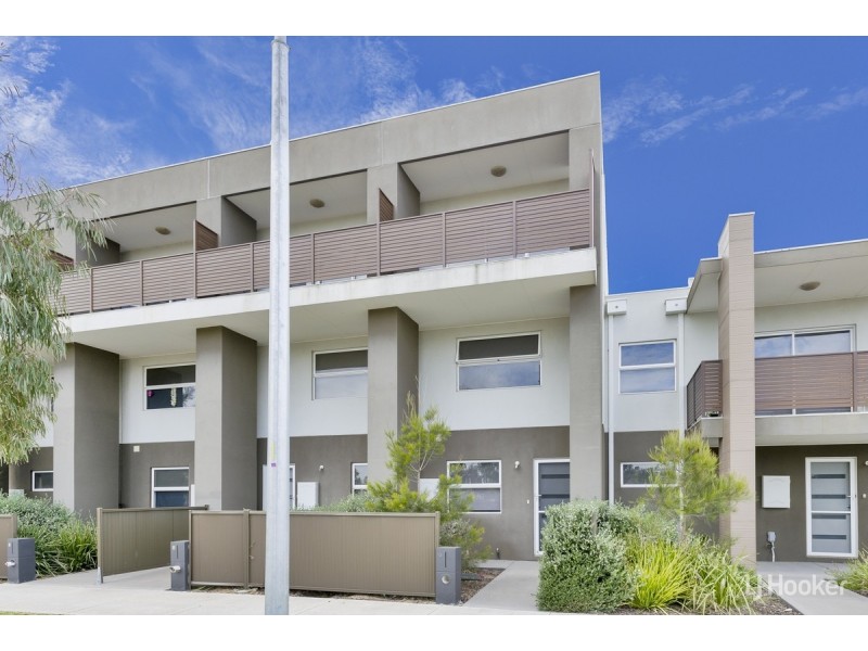 7 Lockheed Parade, Point Cook VIC 3030