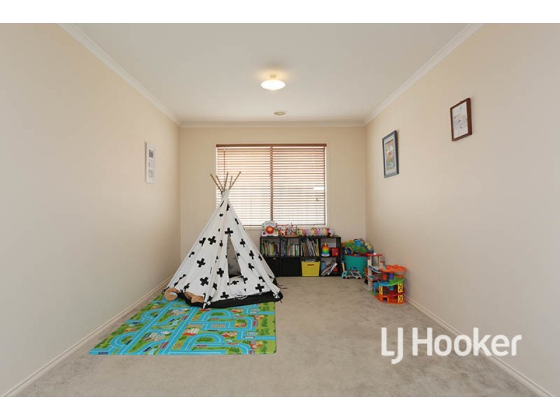 7 Aynes Court, Point Cook VIC 3030