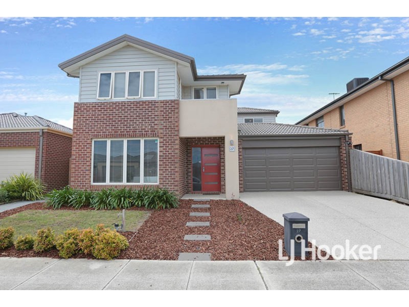 27 Neighbourhood Grove, Point Cook VIC 3030