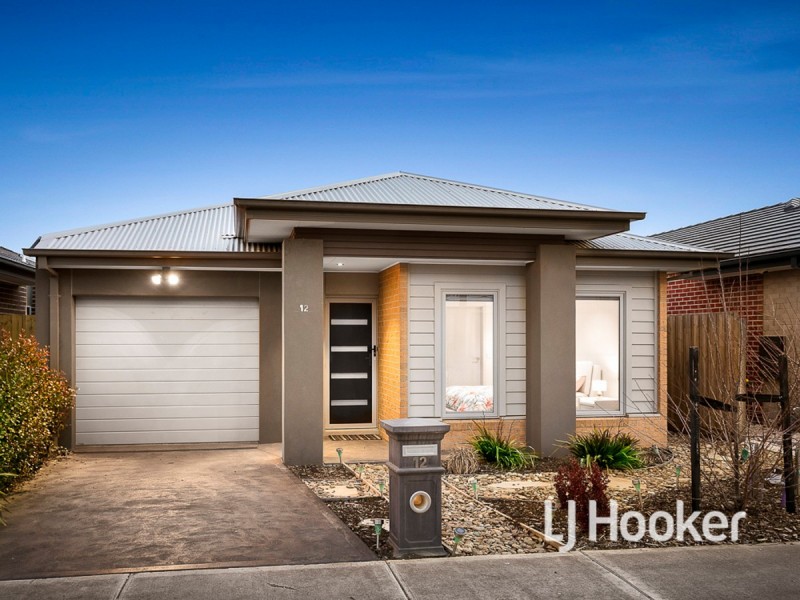 12 League Street, Werribee VIC 3030