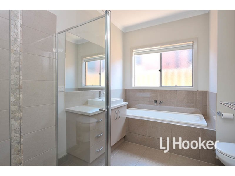 12 League Street, Werribee VIC 3030