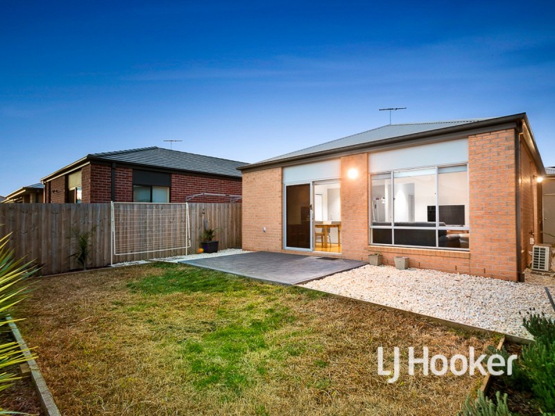 12 League Street, Werribee VIC 3030