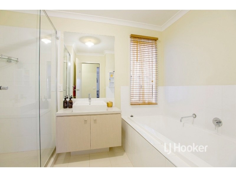 101 Tom Roberts Parade, Point Cook VIC 3030