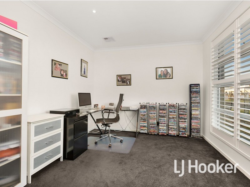 11 Aquatic Drive, Werribee South VIC 3030