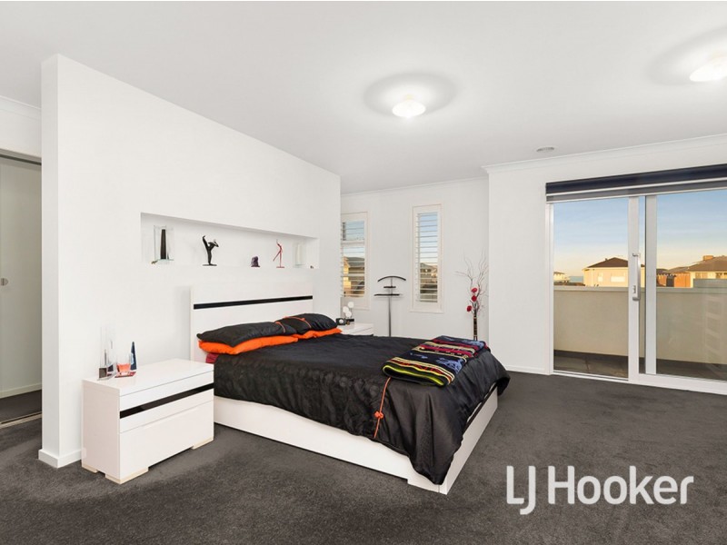 11 Aquatic Drive, Werribee South VIC 3030