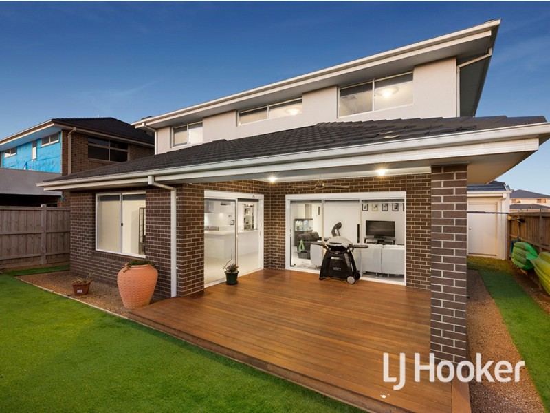 11 Aquatic Drive, Werribee South VIC 3030