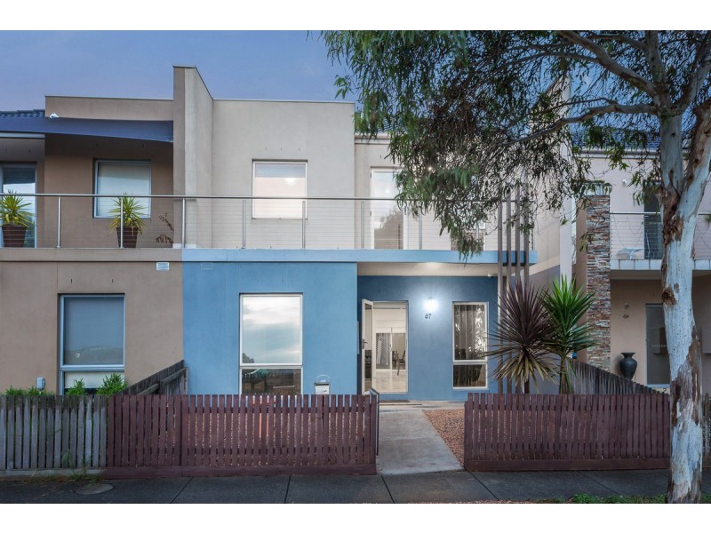 67 Central Park Avenue, Point Cook VIC 3030