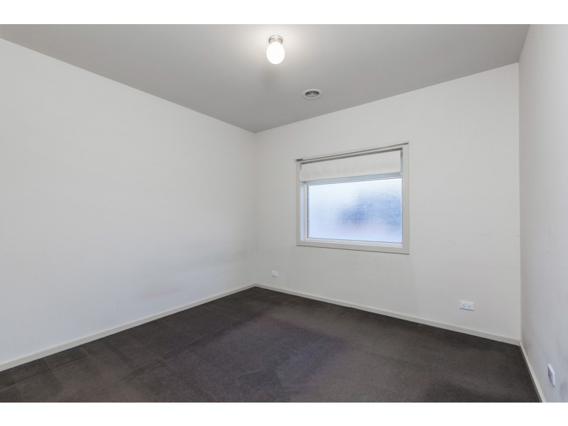 67 Central Park Avenue, Point Cook VIC 3030