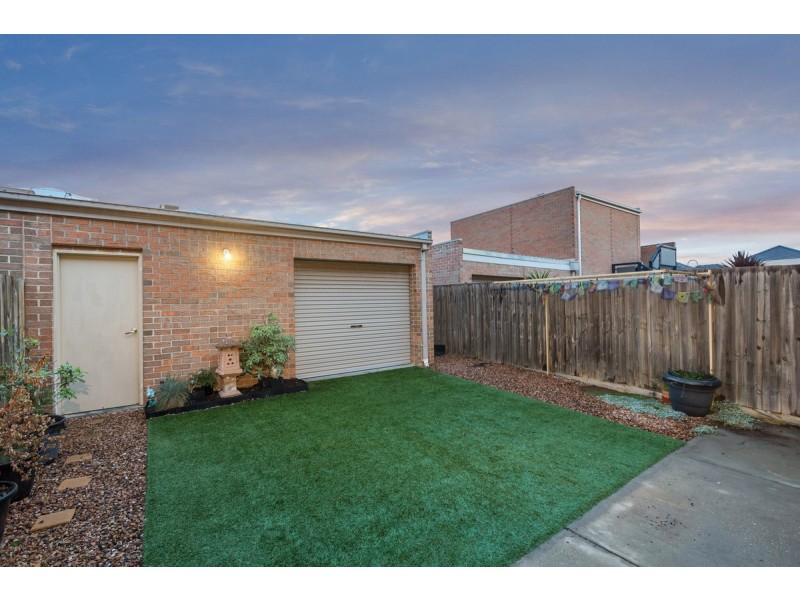 67 Central Park Avenue, Point Cook VIC 3030