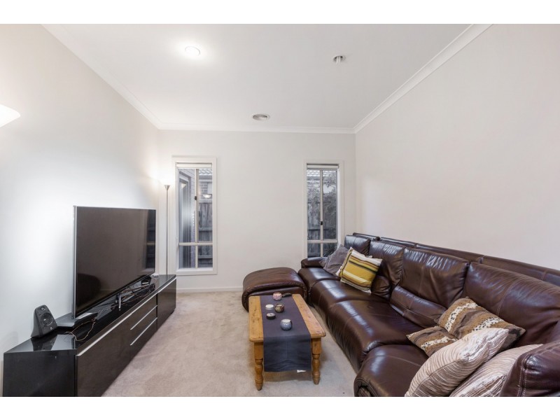 70 Fongeo Drive, Point Cook VIC 3030