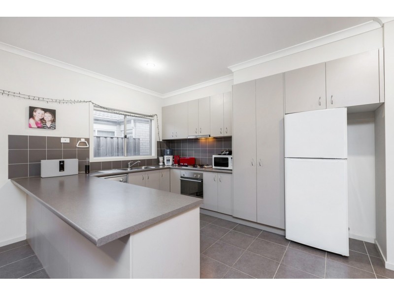 70 Fongeo Drive, Point Cook VIC 3030
