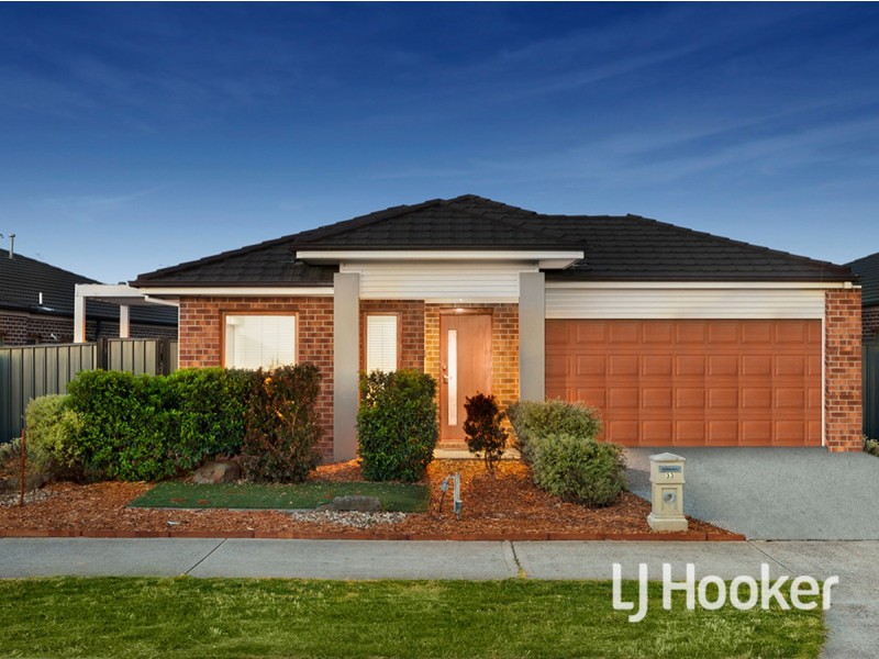 33 Regal Road, Point Cook VIC 3030