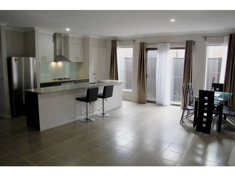 59 Florey Avenue, Point Cook VIC 3030