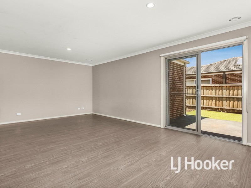 26 Bolivar Esplanade, Truganina VIC 3029