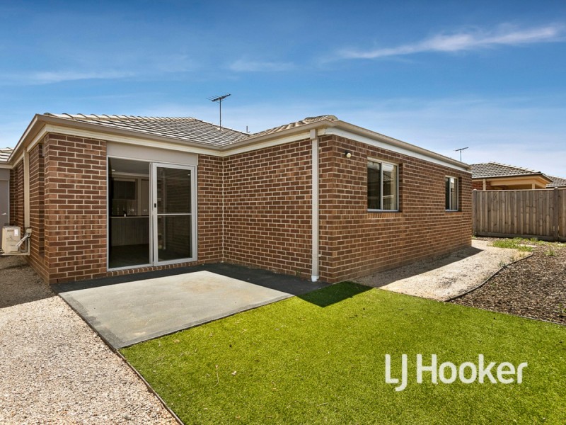 26 Bolivar Esplanade, Truganina VIC 3029