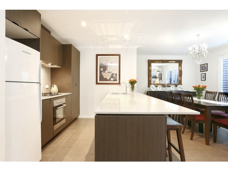 62 Tom Roberts Parade, Point Cook VIC 3030