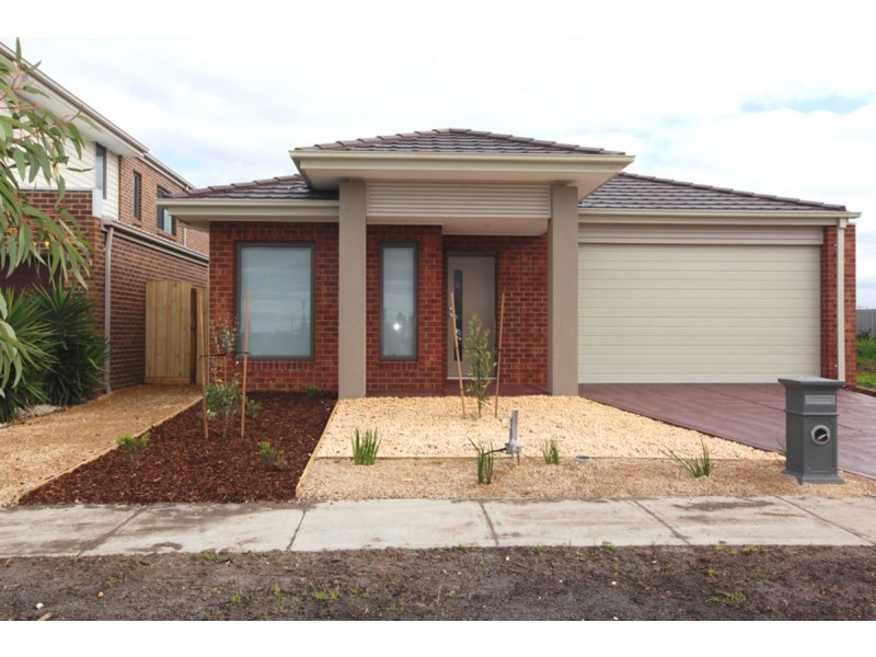 45 Millpond Drive, Point Cook VIC 3030