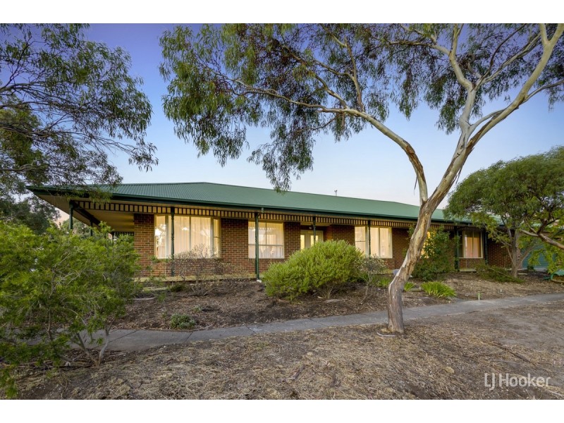 38 Truganina Avenue, Seabrook VIC 3028