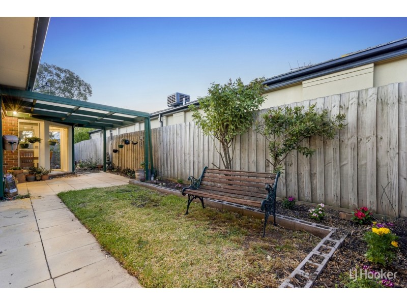 38 Truganina Avenue, Seabrook VIC 3028
