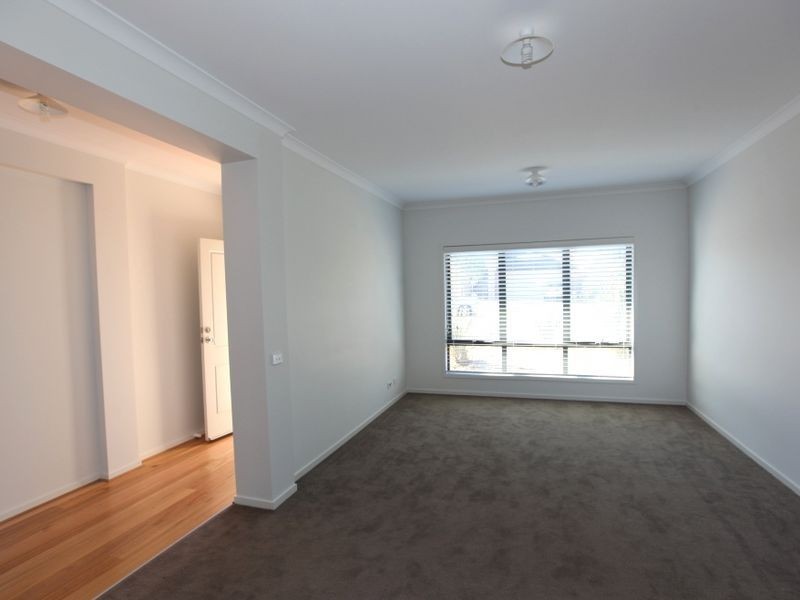 58 Sanctuary Lakes East Boulevard, Point Cook VIC 3030