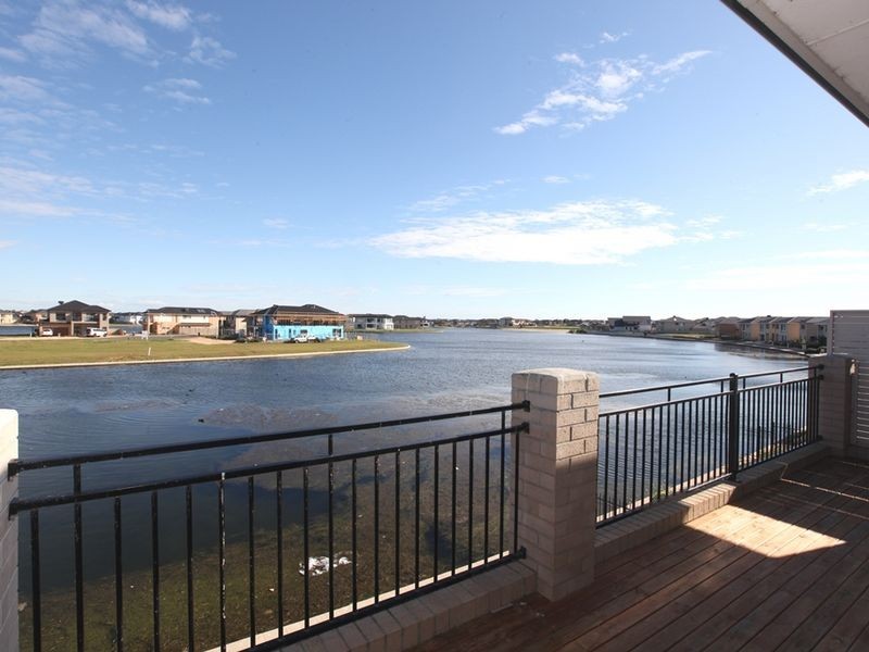 58 Sanctuary Lakes East Boulevard, Point Cook VIC 3030