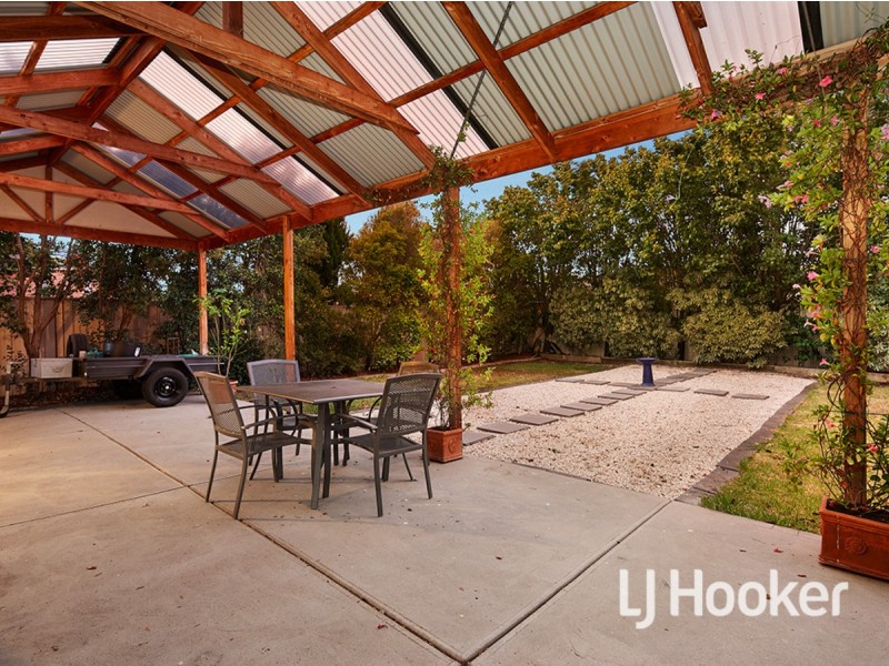 19 Beveridge Court, Point Cook VIC 3030