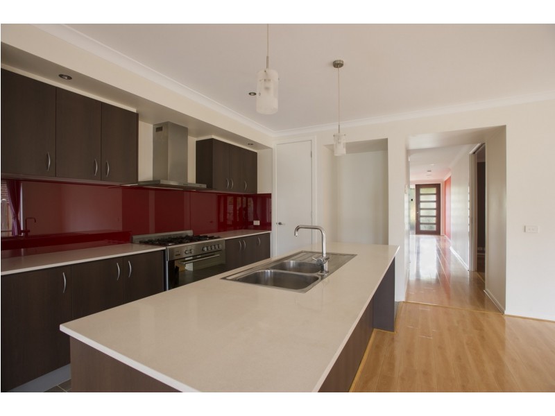 38 Hugo Drive, Point Cook VIC 3030