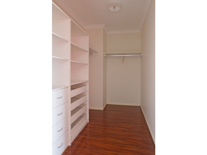 38 Hugo Drive, Point Cook VIC 3030