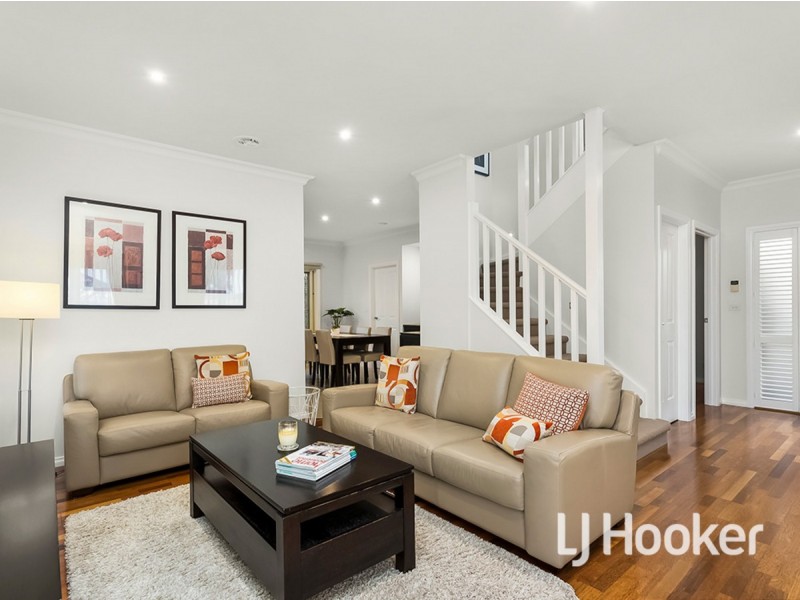 88 Waratah Drive, Altona Meadows VIC 3028