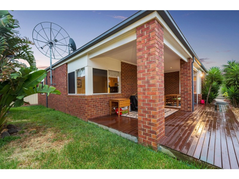 16 Baltimore Drive, Point Cook VIC 3030